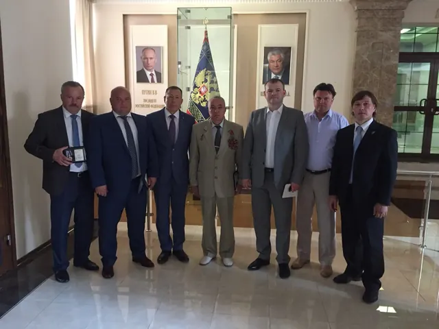 Вручение наград ветеранам СВГБ в ГУ МВД