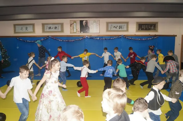 Новогодний праздник центра