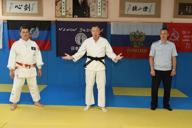 Акция «Зарядка со стражем порядка»